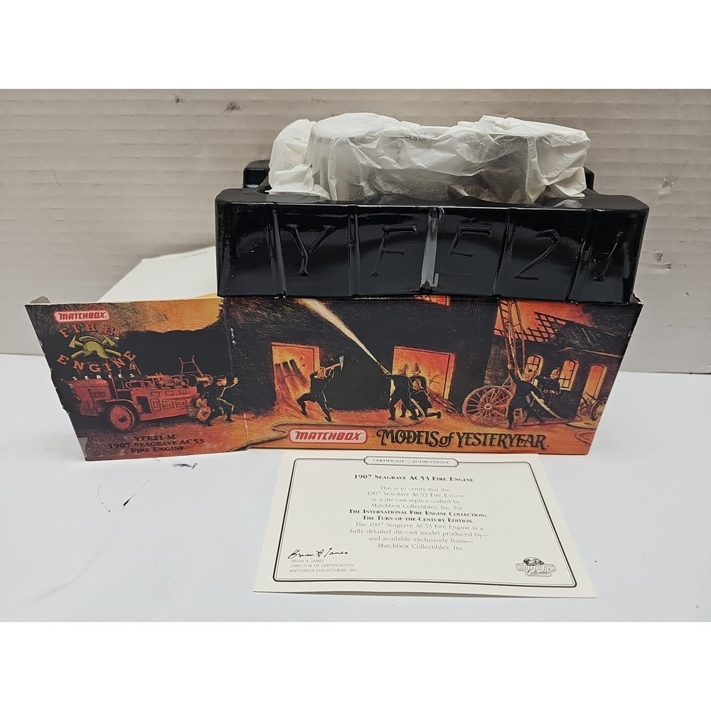 Matchbox Models Of Yesteryear YFE21-M 1907 Seagrave AC53 Fire Engine MIB w/ COA